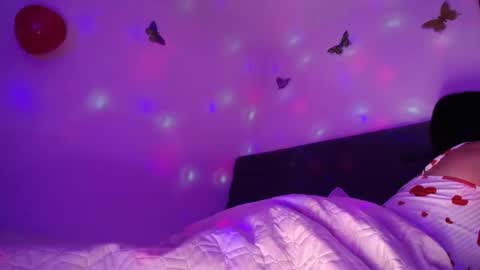 Yiny online show from 02.16.25