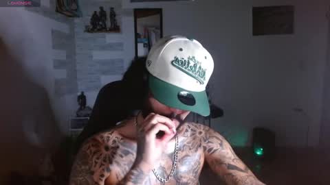 Snapshot of yio__cohen chatting on 02.08.26 yio cohen online show from 02.08.26