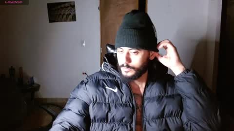 Snapshot of yio__cohen chatting on 02.11.26 yio cohen online show from 02.11.26