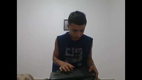 yissus_20 online show from 11.06.25