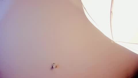 yiyi_colllin online show from 02.06.25