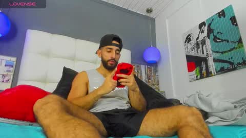 Yiyo online show from 02.10.26