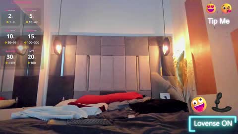 yizus_bonz online show from 12.22.24