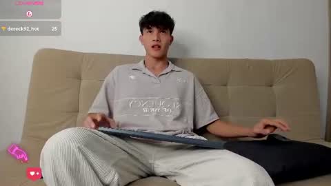 Snapshot of yizus_bonz chatting on 07.06.26 yizus_bonz online show from 07.06.26