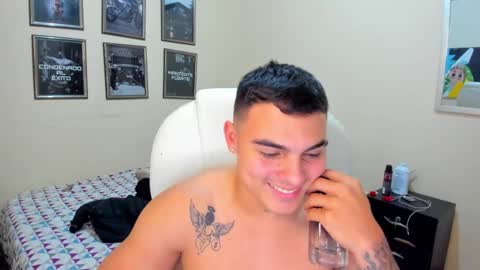 Snapshot of yker18 chatting on 12.17.24 yker online show from 12.17.24