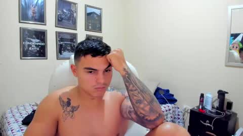 Snapshot of yker18 chatting on 12.17.24 yker online show from 12.17.24