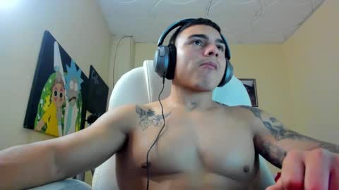 Snapshot of yker18 chatting on 12.29.24 yker online show from 12.29.24