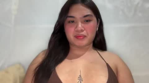 yllana love online show from 01.03.25