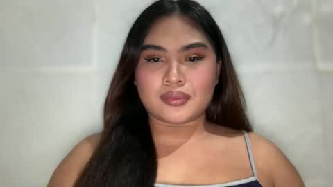 yllana love online show from 10.31.25