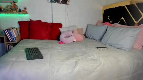 lucy online show from 01.08.26