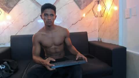 Snapshot of yoel_blessed chatting on 06.11.26 Yoel online show from 06.11.26