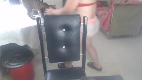 Snapshot of yohis_kiut25 chatting on 02.05.25 yohis online show from 02.05.25