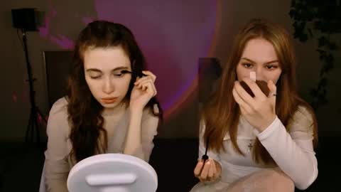 yoka_paradoxxx online show from 10.30.25