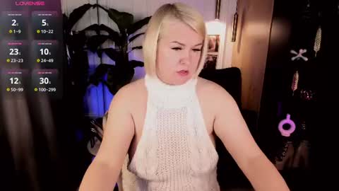 Snapshot of yolanda_kiss chatting on 07.12.26 Yolanda online show from 07.12.26