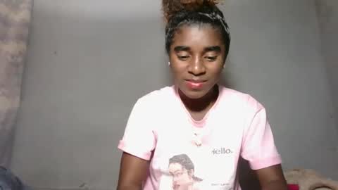 yolandrina05 online show from 09.30.25