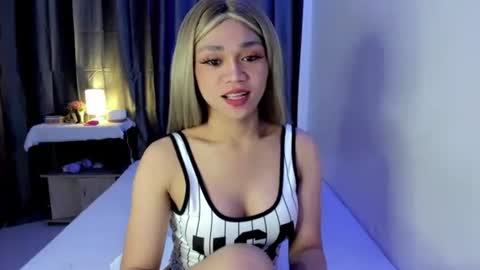 yona online show from 10.22.25