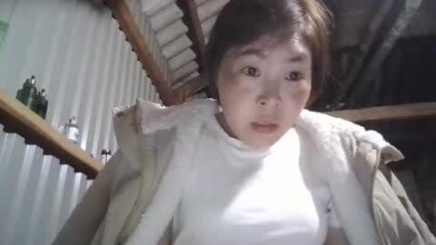 yongmi_ online show from 11.22.25