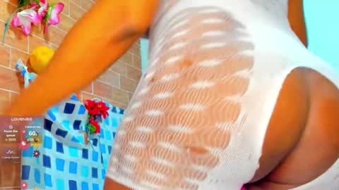 yonnsol_avril online show from 11.15.25