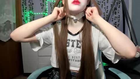 yoonhee_ki online show from 03.26.26