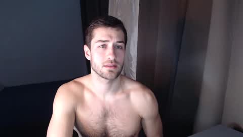 Snapshot of yoooups chatting on 01.04.25 Yoooups online show from 01.04.25