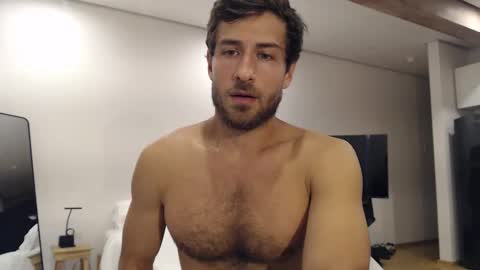 Snapshot of yoooups chatting on 10.18.25 Yoooups online show from 10.18.25