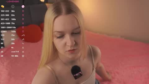Elizabeth brunette -- Darline blonde  online show from 10.26.25