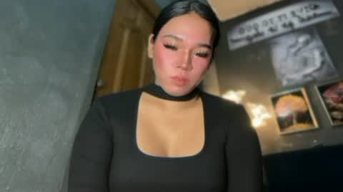 Snapshot of you_should_try chatting on 06.23.26 Denice online show from 06.23.26