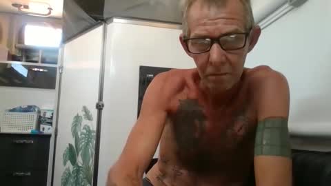 Travelling Kinky Couple online show from 11.01.25