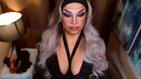 QUEEN MADISON  online show from 02.07.26