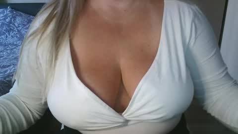 Maria Love online show from 02.06.26