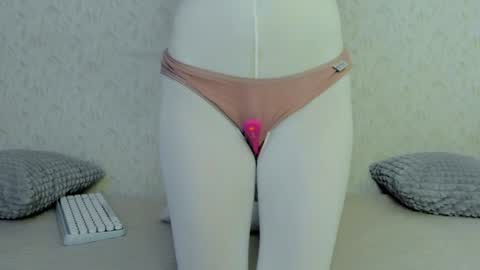 Lily online show from 12.09.24