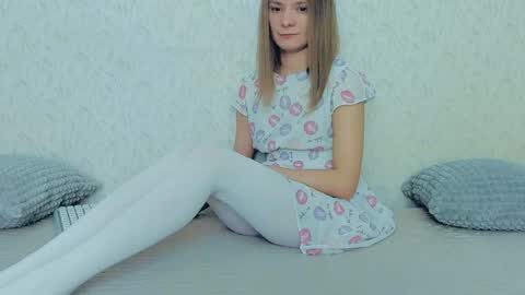 Lily online show from 01.08.25