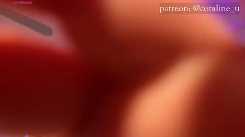 Snapshot of your_coraline_ chatting on 09.29.25 your_coraline_ online show from 09.29.25