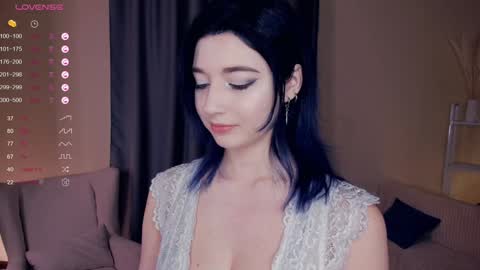 Lina online show from 02.05.25