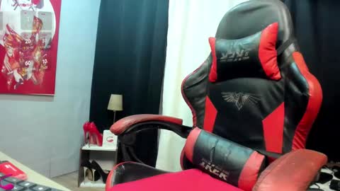 YourSeductiveWife online show from 11.15.25