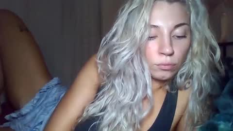 Snapshot of your_fav1 chatting on 09.14.25 your_fav1 online show from 09.14.25