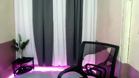 Snapshot of your_girl_yeka chatting on 04.07.26 your_girl_yeka online show from 04.07.26