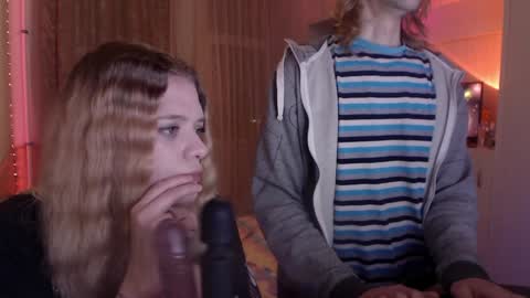 Snapshot of your_horny_friends chatting on 01.27.25 Your Horny Friends online show from 01.27.25