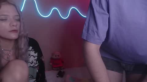 Snapshot of your_horny_friends chatting on 02.22.25 Your Horny Friends online show from 02.22.25