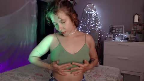 Alex and Kris long hair online show from 07.14.26