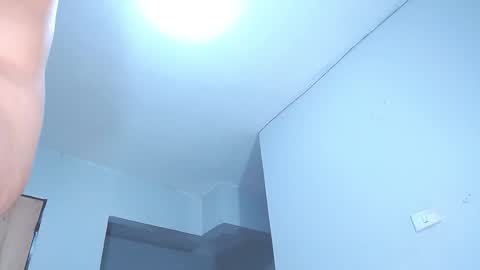 your_latin_girl online show from 02.22.26