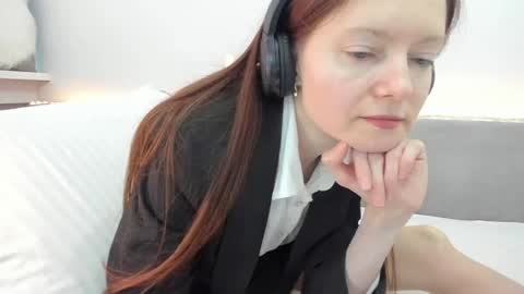 Snapshot of your_librarian chatting on 05.21.26 Your Librarian online show from 05.21.26