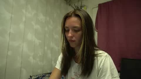 Snapshot of your_little_flexible_girl chatting on 07.04.26 Meri online show from 07.04.26