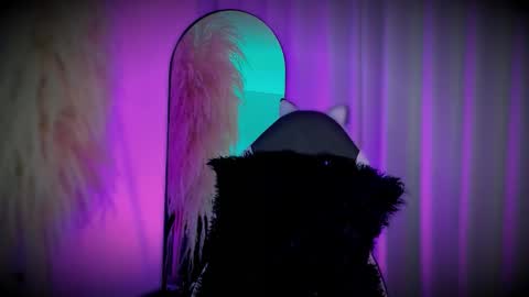 Cami independent model online show from 03.04.26