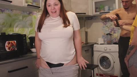 Daria and Lesia online show from 12.13.24