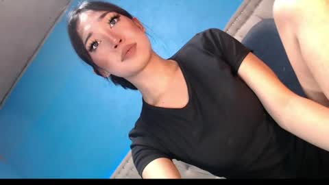 Snapshot of your_naughty_cumslut69 chatting on 07.17.26 your_naughty_cumslut69 online show from 07.17.26
