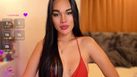 Miss Larah online show from 01.12.26