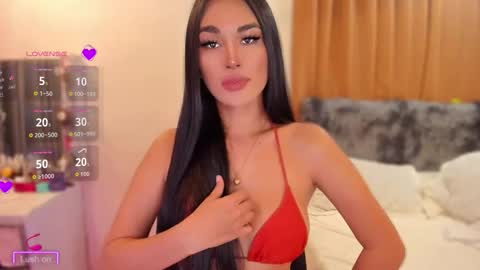 Miss Larah online show from 02.16.26