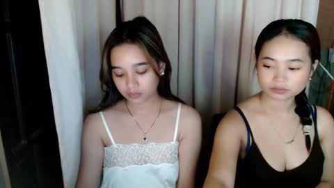 Snapshot of your_pinay_ivy chatting on 10.10.25 your_pinay_ivy online show from 10.10.25