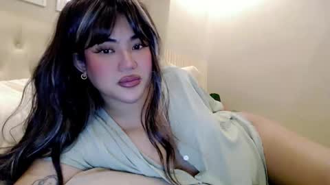 Snapshot of your_pov chatting on 09.28.25 Lena online show from 09.28.25